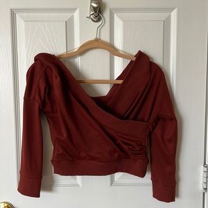 🌸 Off the shoulder crop sweater 🌸